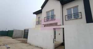 Vila duplex cornetu- strada lalelelor.