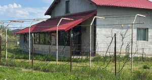 Casa de vanzare bradu arges 162 mp cu 1864 mp teren