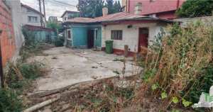 Casa cu 3 camere, garaj si 325mp teren, demolabila, cu toate