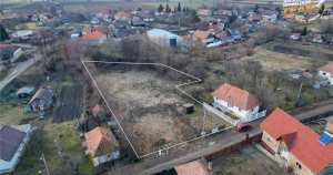 Teren intravilan, pe 2.213 mp, in aninoasa, covasna
