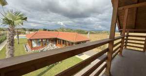 Vila de vanzare in apa-nord cu 2 piscine/zona de relaxare...