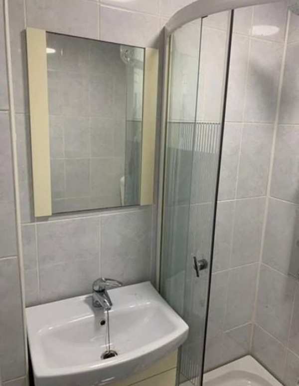 Apartament  Moreni