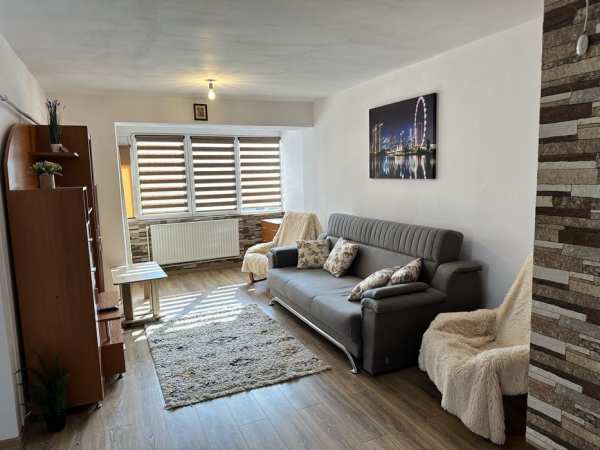 Apartament de vânzare Tg-Jiu zona excelentă negociabil