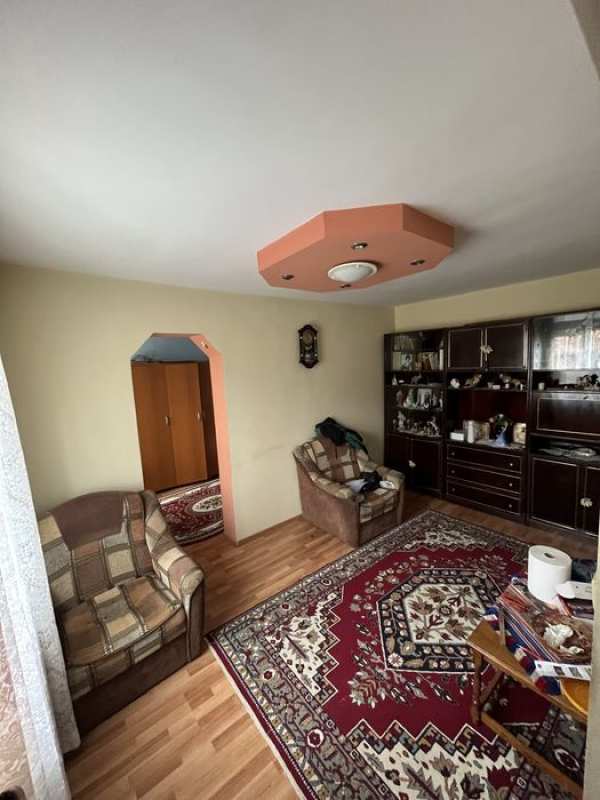 Apartament 2 camere de vanzare. Stefanesti