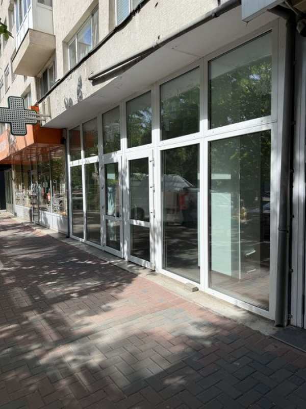 Spatiu Comercial de Inchiriat- Mihai Bravu
