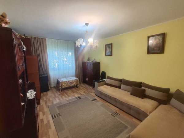 Proprietar vand apartament 2 camere decomandat Tomis Nord, Hortensiei