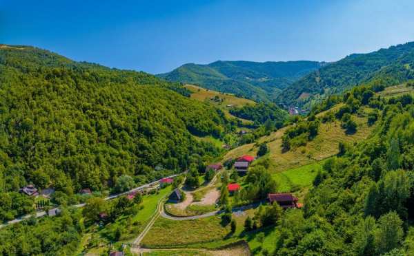 Teren intravilan la munte – Somesu Rece, 24 km de Cluj