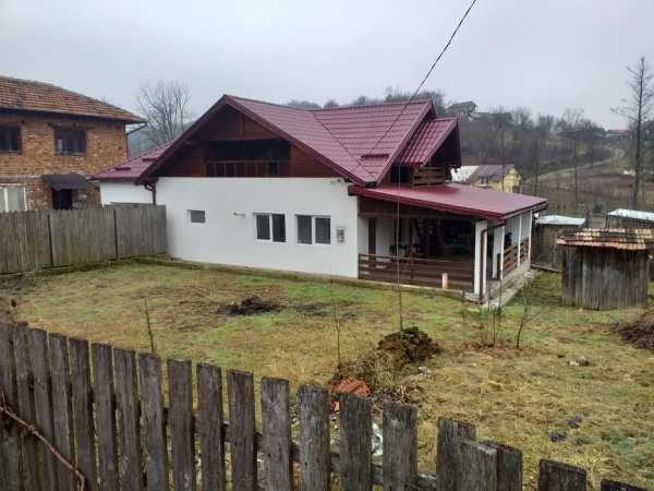 Proprietar vând casă
