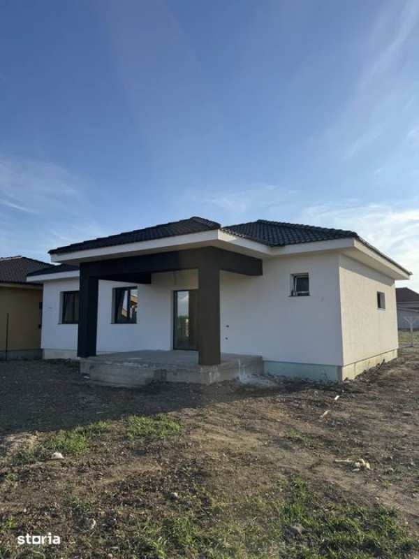 Vand casa strada Giulia