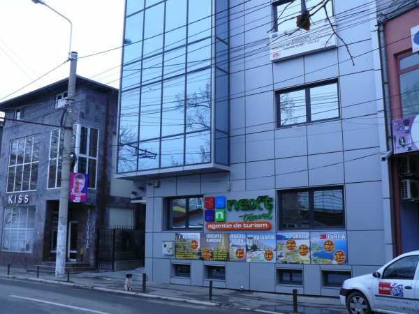 INCHIRIEZ spatiu la etajul 1 in zona ultracentrala