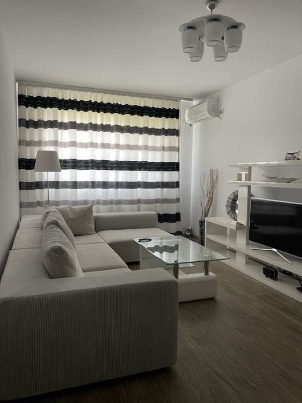 Inchiriez apartament cu 2 camere, Militari Residence
