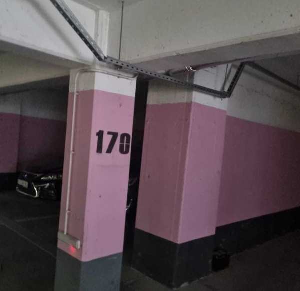 Inchiriez loc de parcare subteran Conest Tudor Vladimirescu