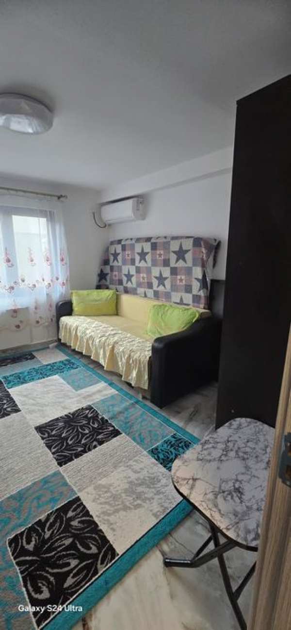 Inchiriez Garsoniera