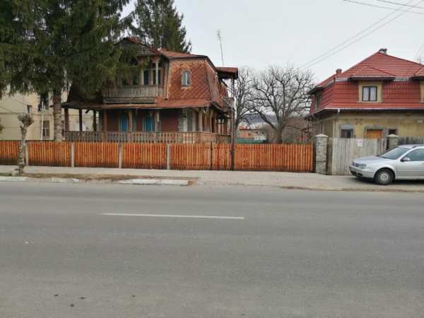 PUCIOASA,imobil langa Colegiul Titulescu ideal Supermarket,bloc P+3