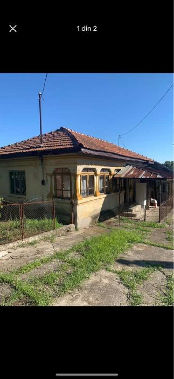 Casă rustică, perfectă pentru renovare, în zonă calmă și verde