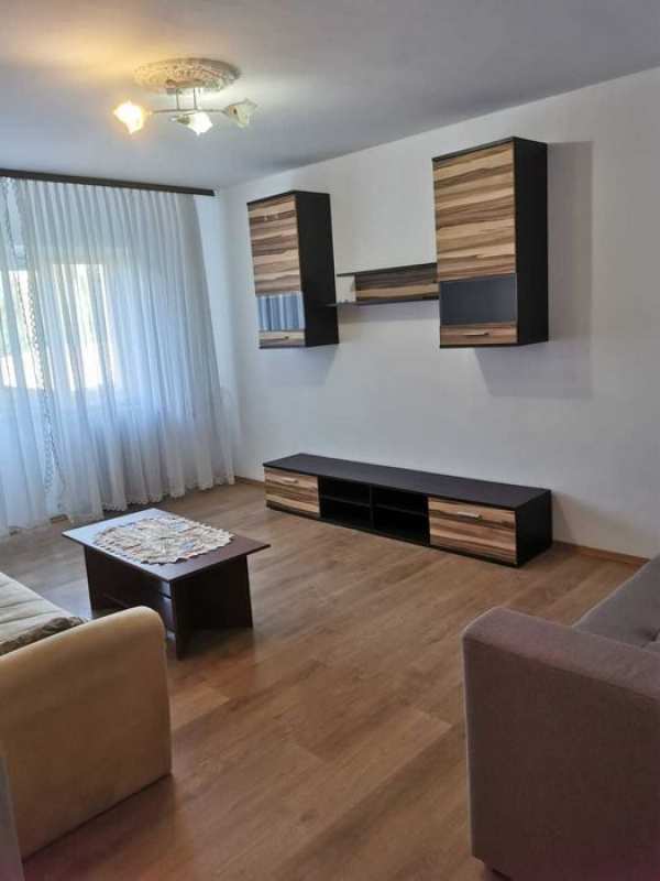 Ap 2 camere de inchiriat zona Posta Rovine