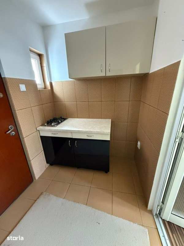 Garsonieră de inchiriat zona darmanesti