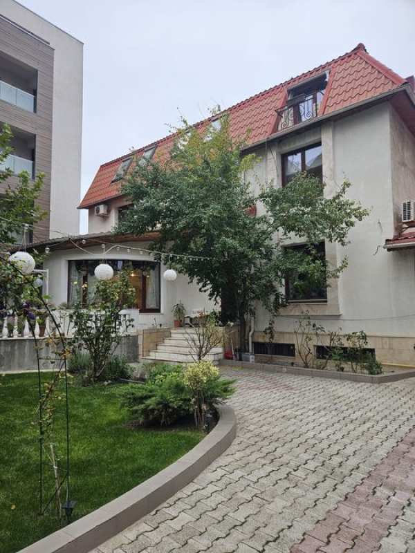 Vila Aviatiei-Herastrau