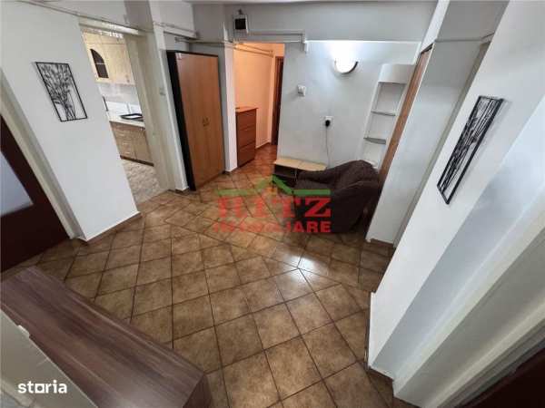 Nou! Ap. 3 cam., decom., S=80 mp, et. 3, Ultracentral!