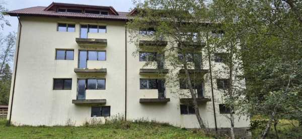 Hotel Cheia Măneciu, zona de vis, 31 de camere sub prețul de cost.