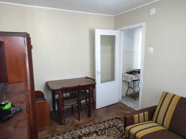 De vanzare apartament cu 2 camere,zona Botizului.