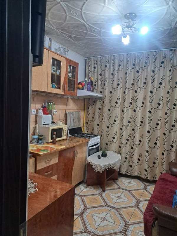 Garsoniera de vânzare