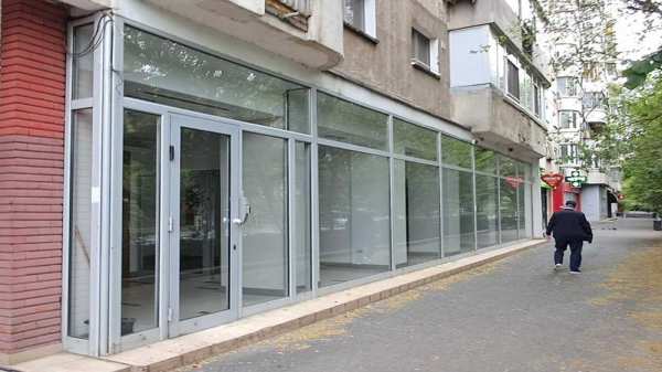 Spatiu comercial de vanzare Crangasi, 210 mp