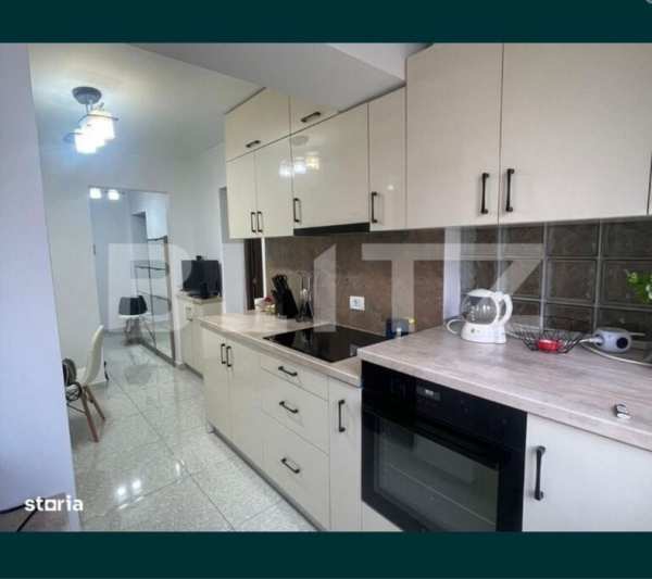 Inchiriez apartament ULTRACENTRAL cu parcare 3 camere