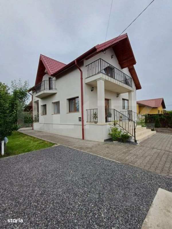 Casa cu 5 camere, 198 mp, 600 mp teren, in cartierul Primaverii