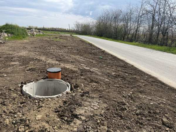Teren intravilan asfalt intrare Poiana 437mp/14.5 deschidere
