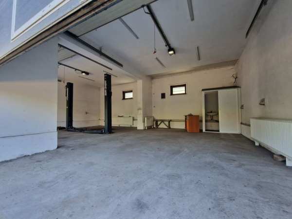 Inchiriez spatiu service auto in Bascov