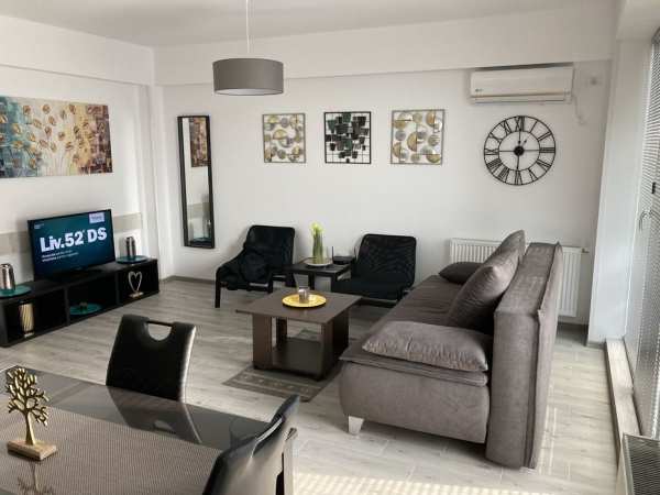 Ap 2 camere de vanzare, Mamaia Nord