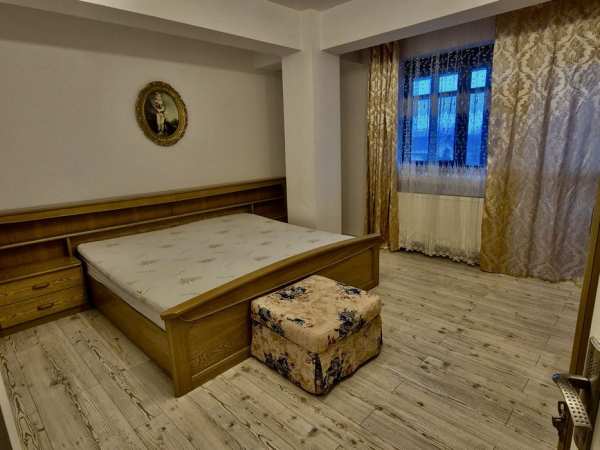 Inchiriez Apartament 2 camere