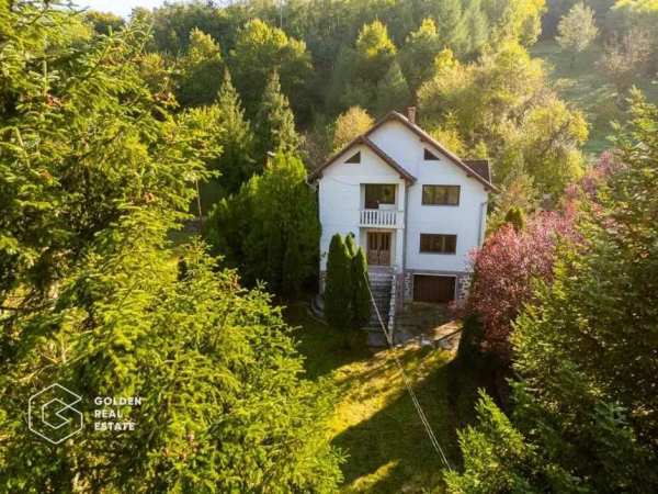 De vanzare ! Casa de vacanta sau de locuit