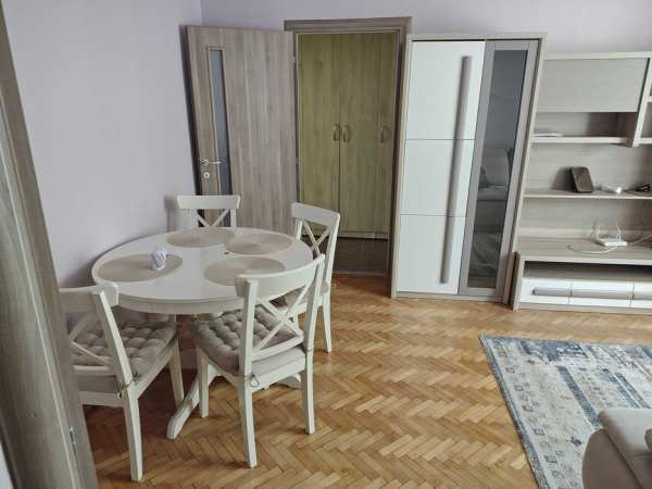 Inchiriez apartament 2 camere centru Gherla