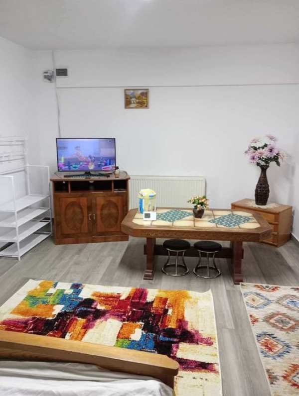 Inchiriez garsoniere