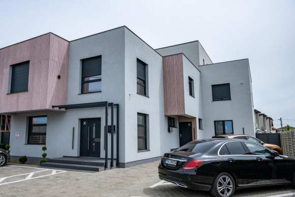 Apartament 2 camere de inchiriat, Dumbravita, cladire birouri