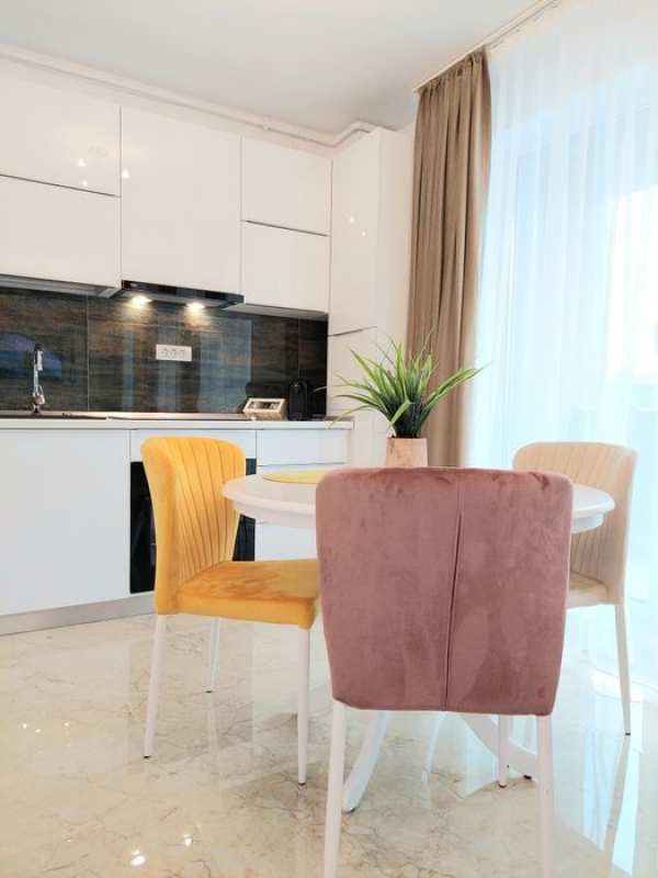 Inchiriez apartament Mamaia Nord