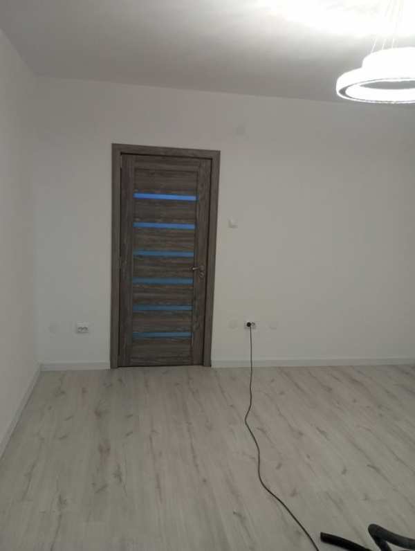 Schimb garsoniera Pitești cu apartament cu 1