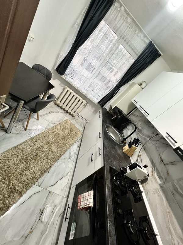 Apartament 2 camere de vanzare