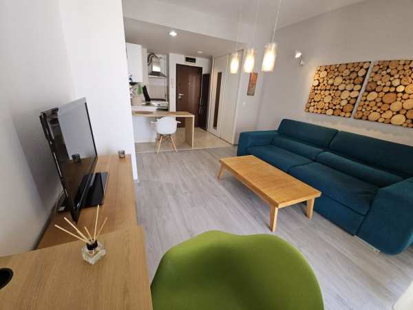 Apartament 2 camere de închiriat Rose Garden