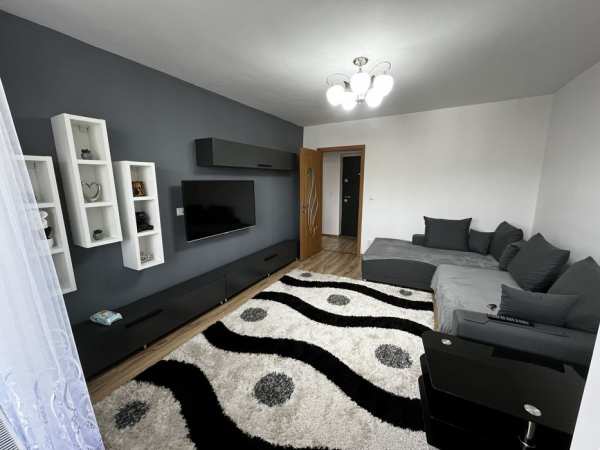 Inchiriez apartament 2 camere