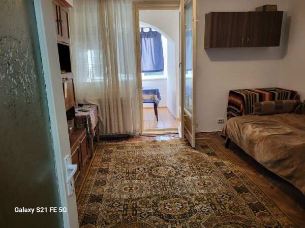 Garsoniera,  etaj 2, Craiova,  G2