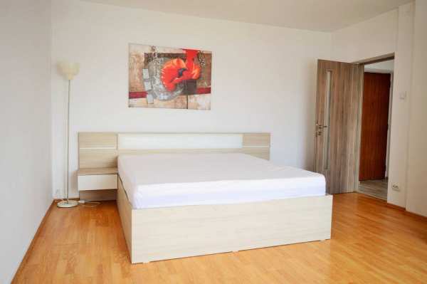 PROPRIETAR Inchiriez Ap. 1 camera in 13 SEPTEMBRIE cu centrala proprie