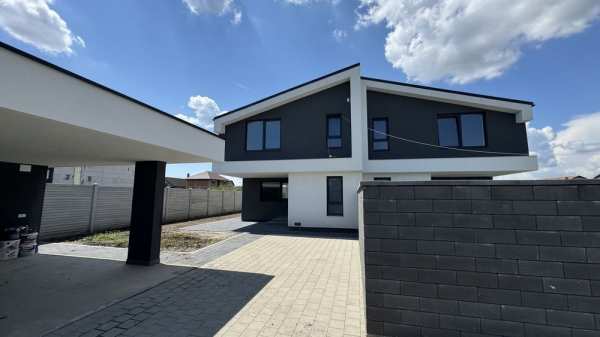 Vand locuinta tip duplex