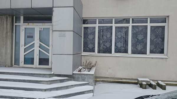 Vand spatiu comercial in Scheia