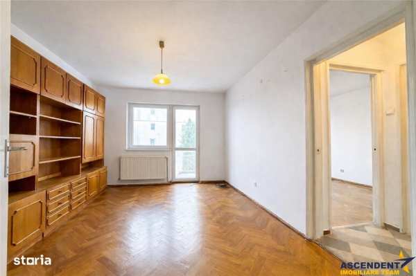 3D& FILM! Apartament 3 camere,etaj 2, areal apreciabil, Simeria,Sfantu