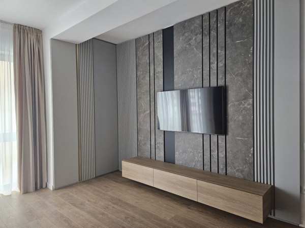 Inchiriez ap B-dul Dem Radulescu    750€