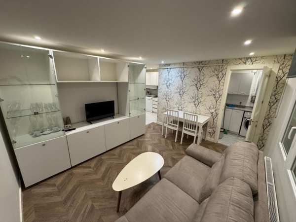Închiriez apartament în Câmpulung Moldovenesc