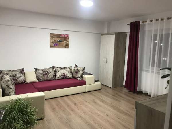 Inchiriez apartament cu o camera in Deva, zona Dorobanti